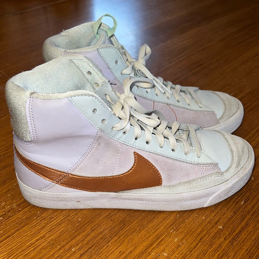 Girl’s Mid ‘77 Dance SE Blazers Size 6